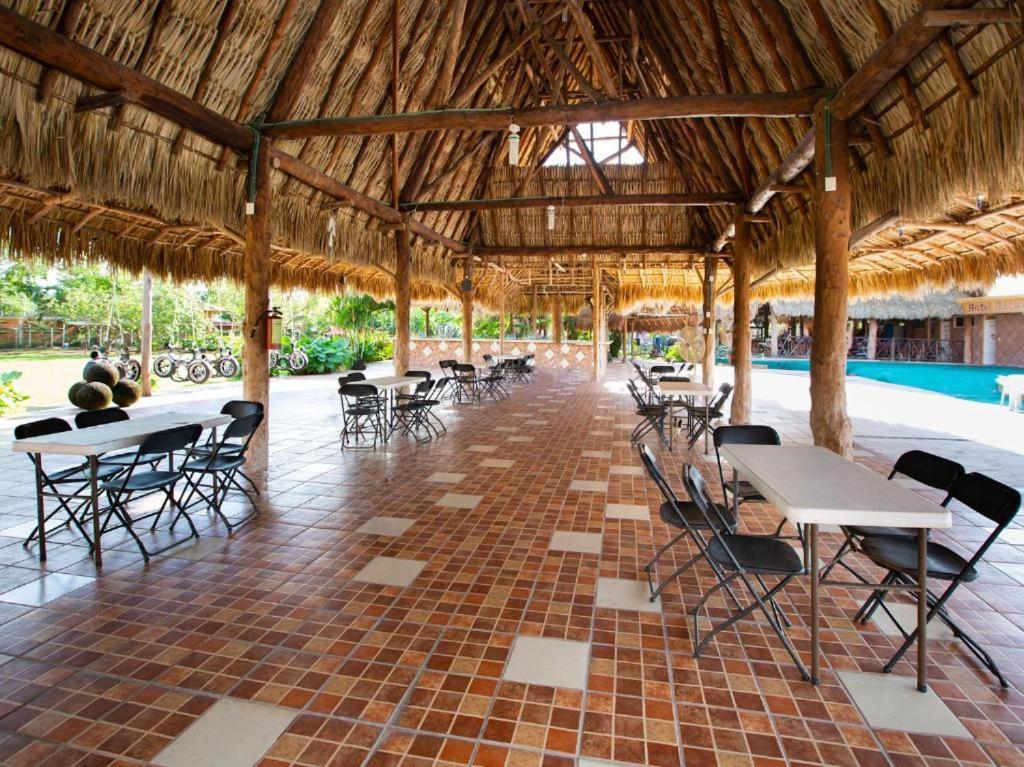 Отель Hacienda Ixtlan Косумель Экстерьер фото